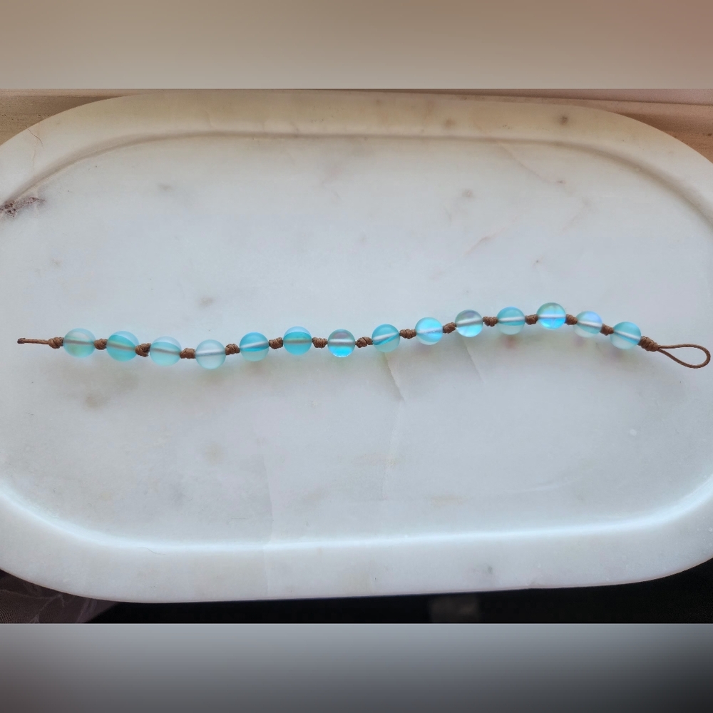 Blue opalescence bracelet - Picture 3 of 4